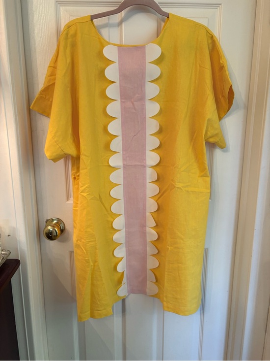 House of MBR Dresses & Skirts - House Of MBR Women’s Yellow Short-Sleeve Dress with Pink & White Scallop Trim